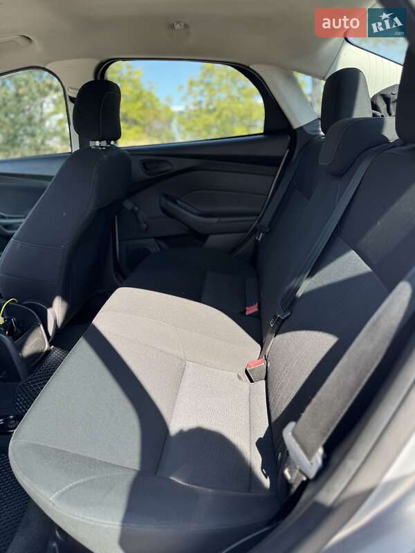 Седан Ford Focus 2015 в Николаеве