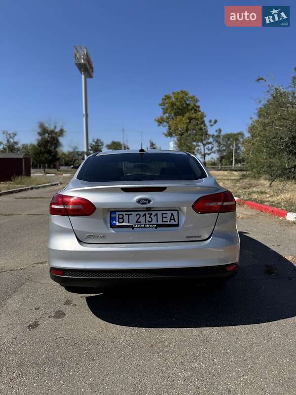 Седан Ford Focus 2015 в Николаеве