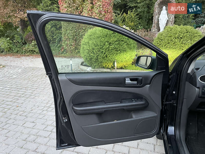 Универсал Ford Focus 2006 в Львове