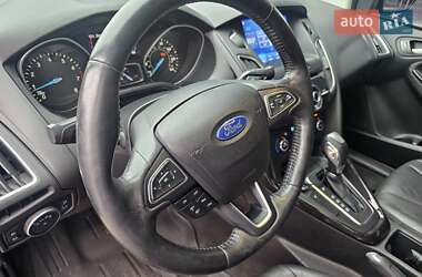 Седан Ford Focus 2016 в Киеве