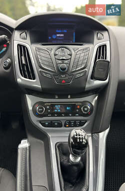 Универсал Ford Focus 2012 в 