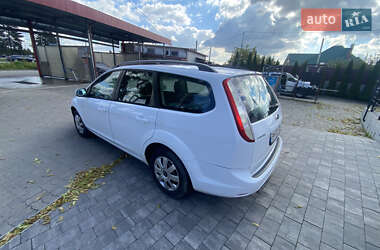 Универсал Ford Focus 2010 в 