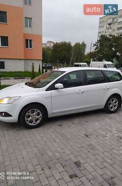Универсал Ford Focus 2010 в 