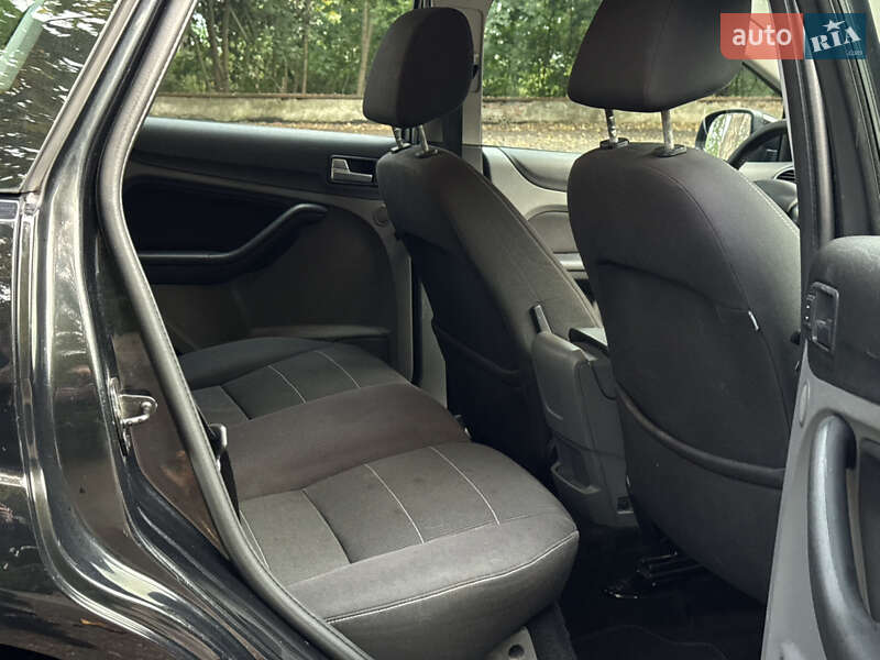 Универсал Ford Focus 2008 в Нетешине фото 24 Универсал Ford Focus 2008 в Нетешине