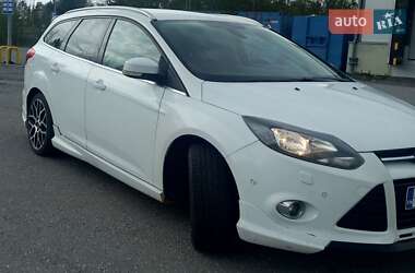 Универсал Ford Focus 2012 в 