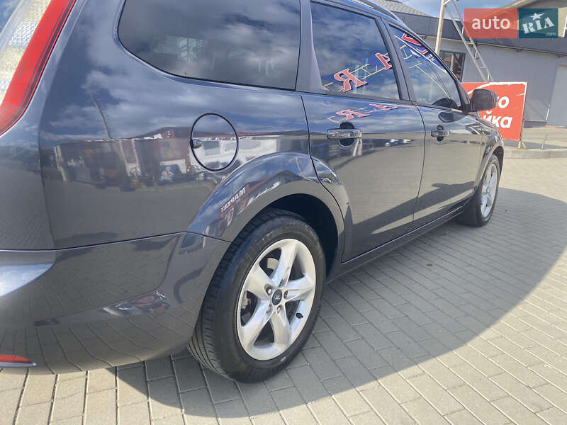Універсал Ford Focus 2009 в Мукачевому