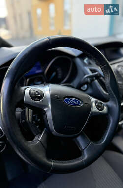 Универсал Ford Focus 2012 в 