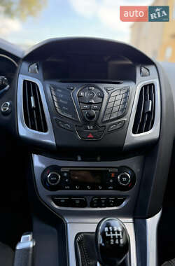 Универсал Ford Focus 2012 в 