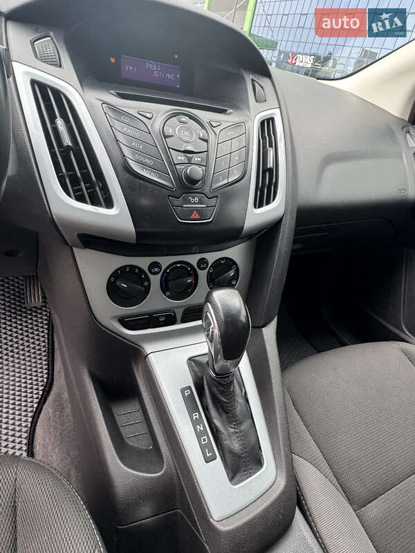 Седан Ford Focus 2011 в Киеве фото 10 Седан Ford Focus 2011 в Киеве