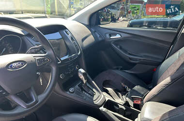 Седан Ford Focus 2015 в 