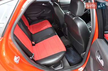 Седан Ford Focus 2014 в 