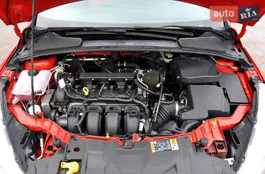 Седан Ford Focus 2014 в 