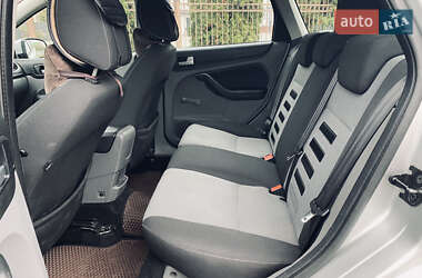 Универсал Ford Focus 2010 в 