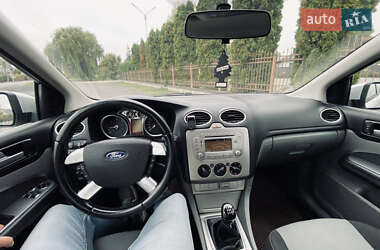 Универсал Ford Focus 2010 в 