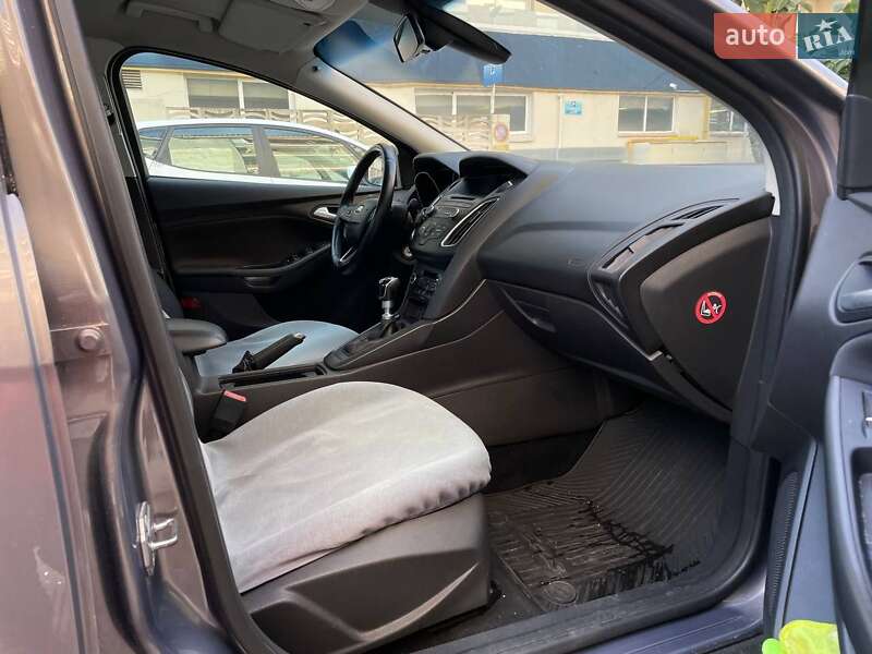 Седан Ford Focus 2015 в Києві