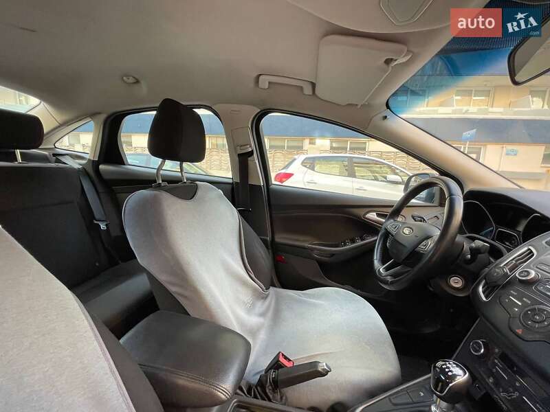 Седан Ford Focus 2015 в Києві