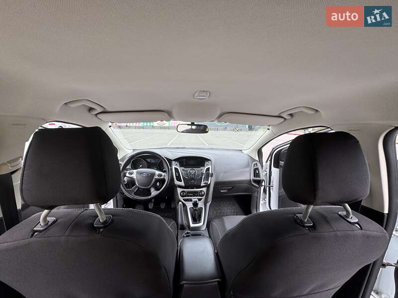 Седан Ford Focus 2014 в Смолином