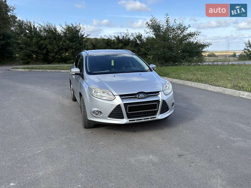 Универсал Ford Focus 2012 в 