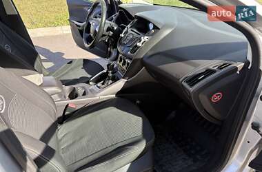 Универсал Ford Focus 2012 в 