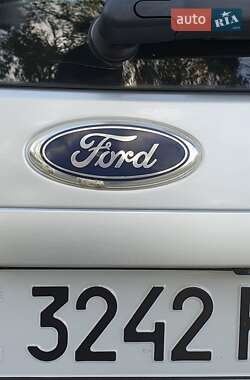 Универсал Ford Focus 2010 в 