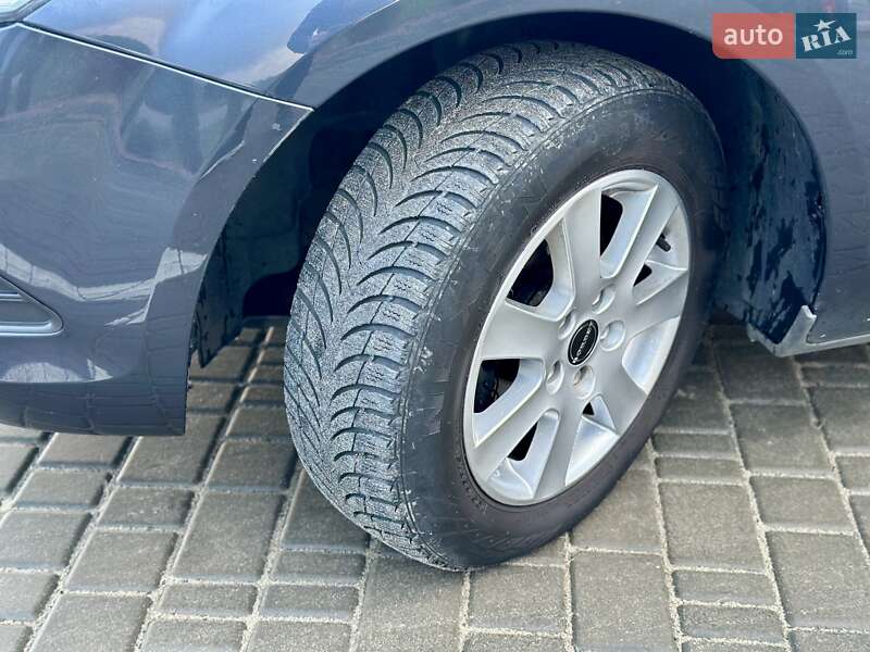 Универсал Ford Focus 2010 в Вараше фото 42 Универсал Ford Focus 2010 в Вараше
