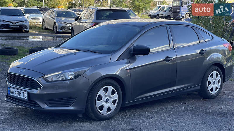 Седан Ford Focus 2016 в Киеве