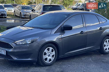 Седан Ford Focus 2016 в 