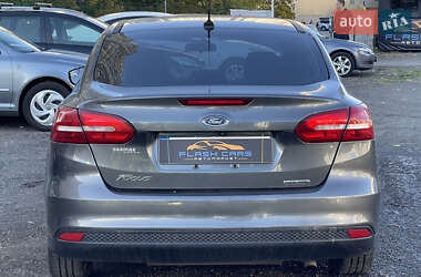 Седан Ford Focus 2016 в 