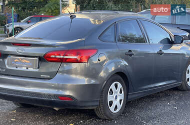 Седан Ford Focus 2016 в 