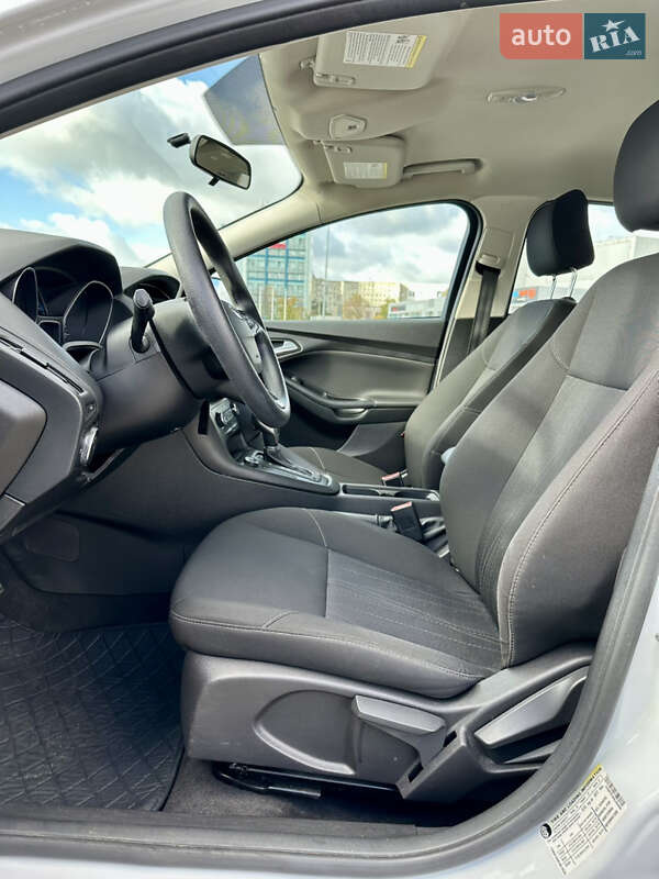 Седан Ford Focus 2017 в Киеве
