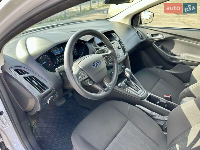 Седан Ford Focus 2017 в Киеве