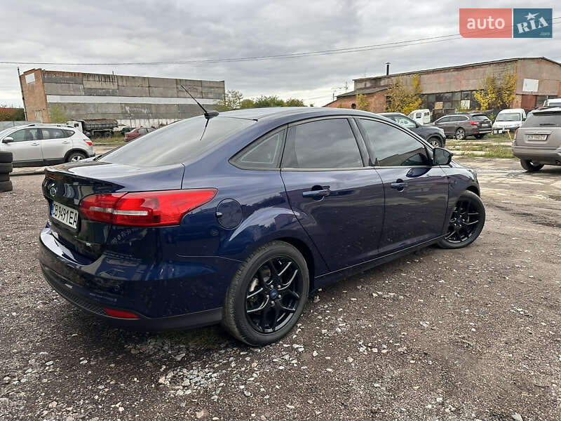 Седан Ford Focus 2016 в Ніжині