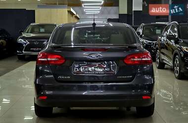 Седан Ford Focus 2018 в 