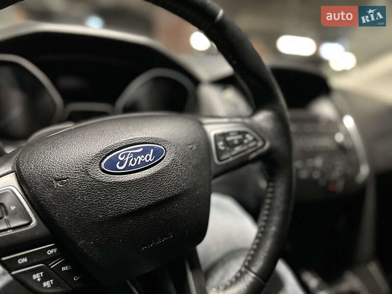 Хетчбек Ford Focus 2015 в Києві