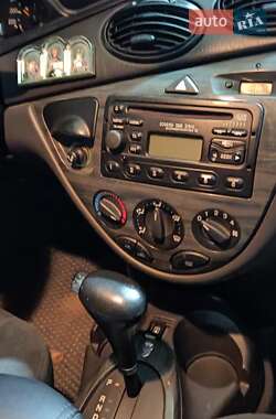 Універсал Ford Focus 2000 в 