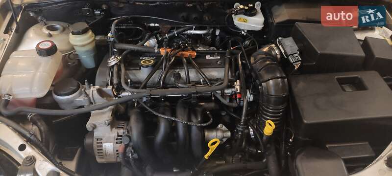 Универсал Ford Focus 2000 в Харькове фото 16 Универсал Ford Focus 2000 в Харькове