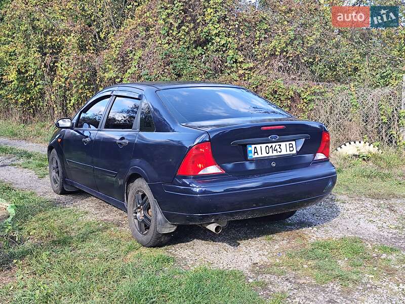 Седан Ford Focus 2003 в Киеве