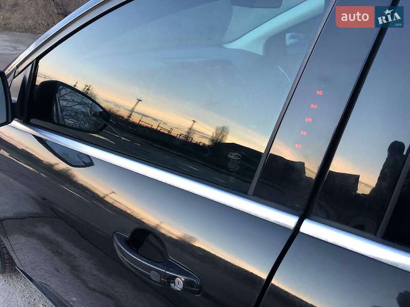 Хэтчбек Ford Focus 2015 в Киеве