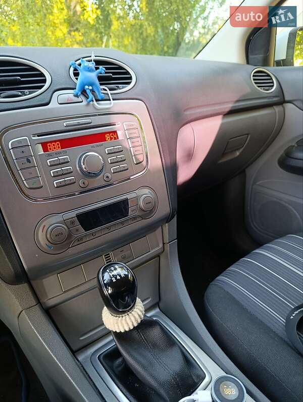 Хэтчбек Ford Focus 2009 в Конотопе