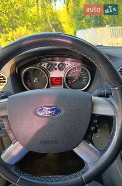 Хетчбек Ford Focus 2009 в  фото 11 Хетчбек Ford Focus 2009 в