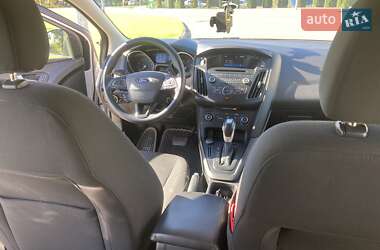 Хэтчбек Ford Focus 2015 в 