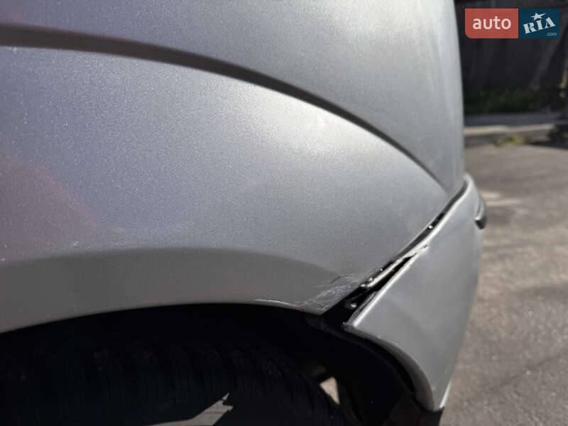 Хэтчбек Ford Focus 2002 в Киеве фото 13 Хэтчбек Ford Focus 2002 в Киеве