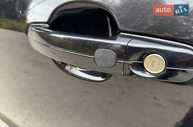 Хэтчбек Ford Focus 2012 в 