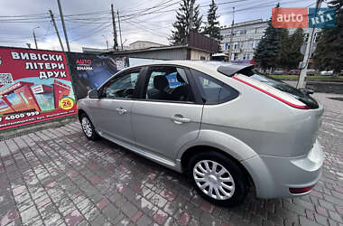 Хэтчбек Ford Focus 2009 в 