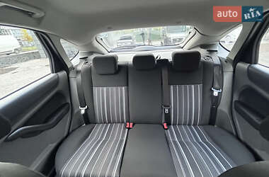Хэтчбек Ford Focus 2009 в 