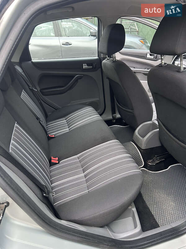 Хэтчбек Ford Focus 2009 в Хмельницком