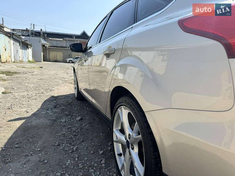 Седан Ford Focus 2017 в Павлограде