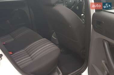 Хетчбек Ford Focus 2010 в 