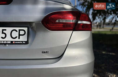 Седан Ford Focus 2015 в 