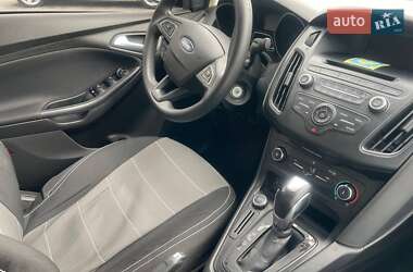 Седан Ford Focus 2016 в 